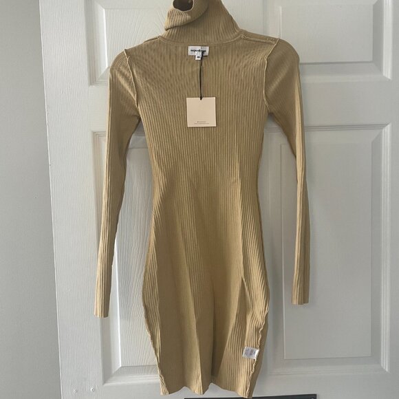 Superdown | Tasha Cut Out Dress in Toast - Picture 4 of 4